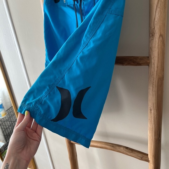 Hurley Swim Trunks Board Shorts with Velcro Pocket - Picture 6 of 7